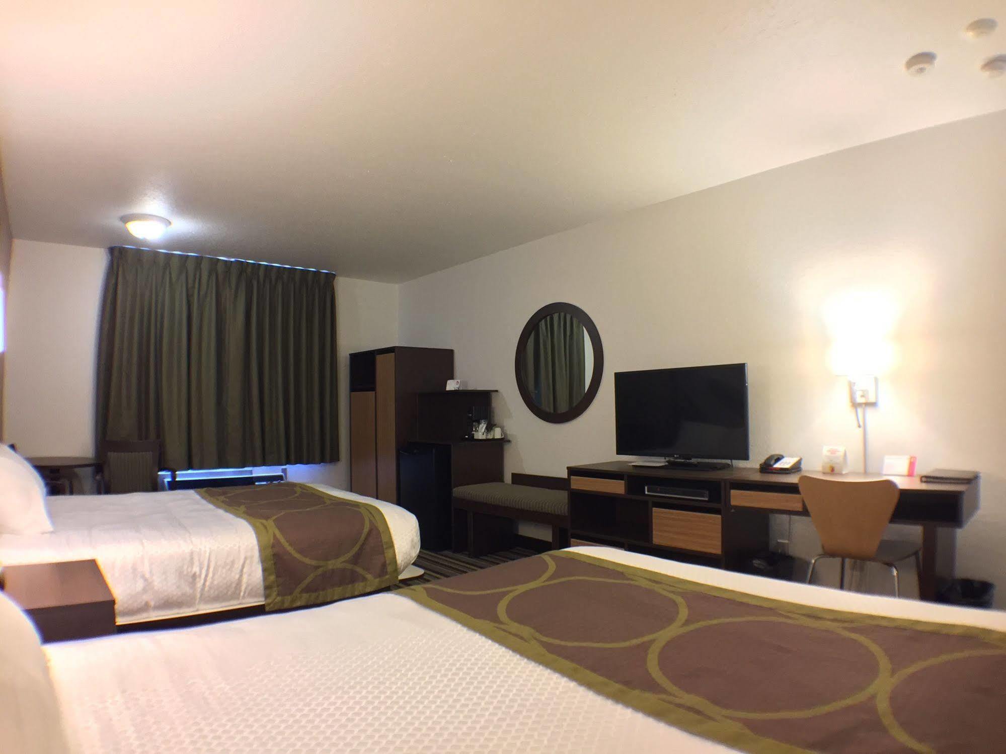 Super 8 By Wyndham 2*